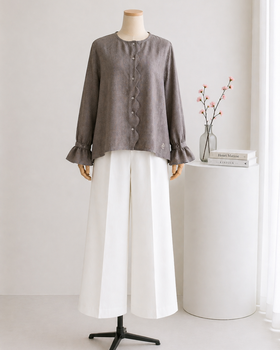 Alyssa Scallop Top