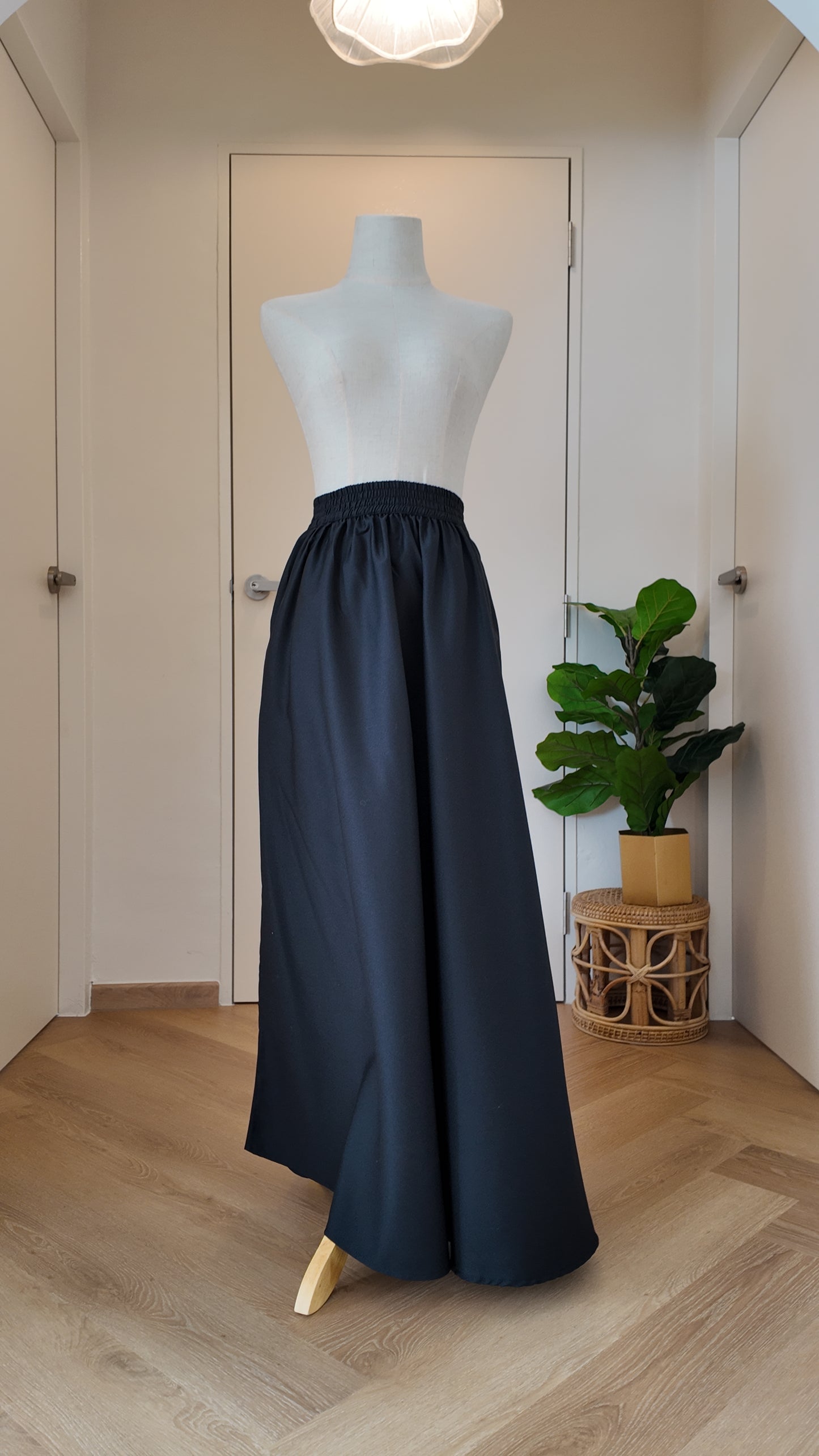 Dewi Skirt